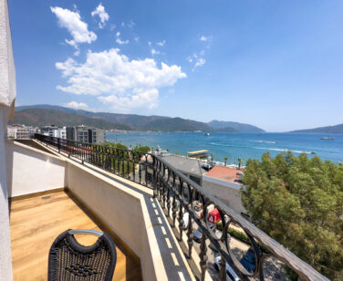 Aurasia Seaside Hotel Standart Deniz Manzaralı Oda (11)