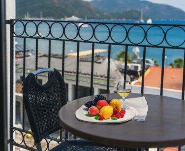 Aurasia Seaside Hotel Standart Deniz Manzaralı Oda (9)